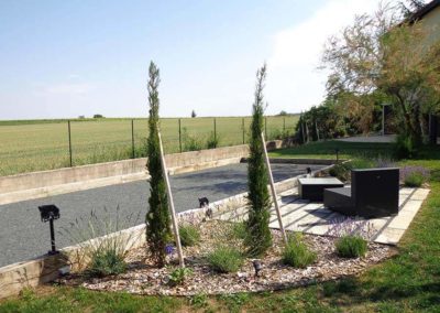 Une nouvelle pièce dans le jardin : un terrain de pétanque